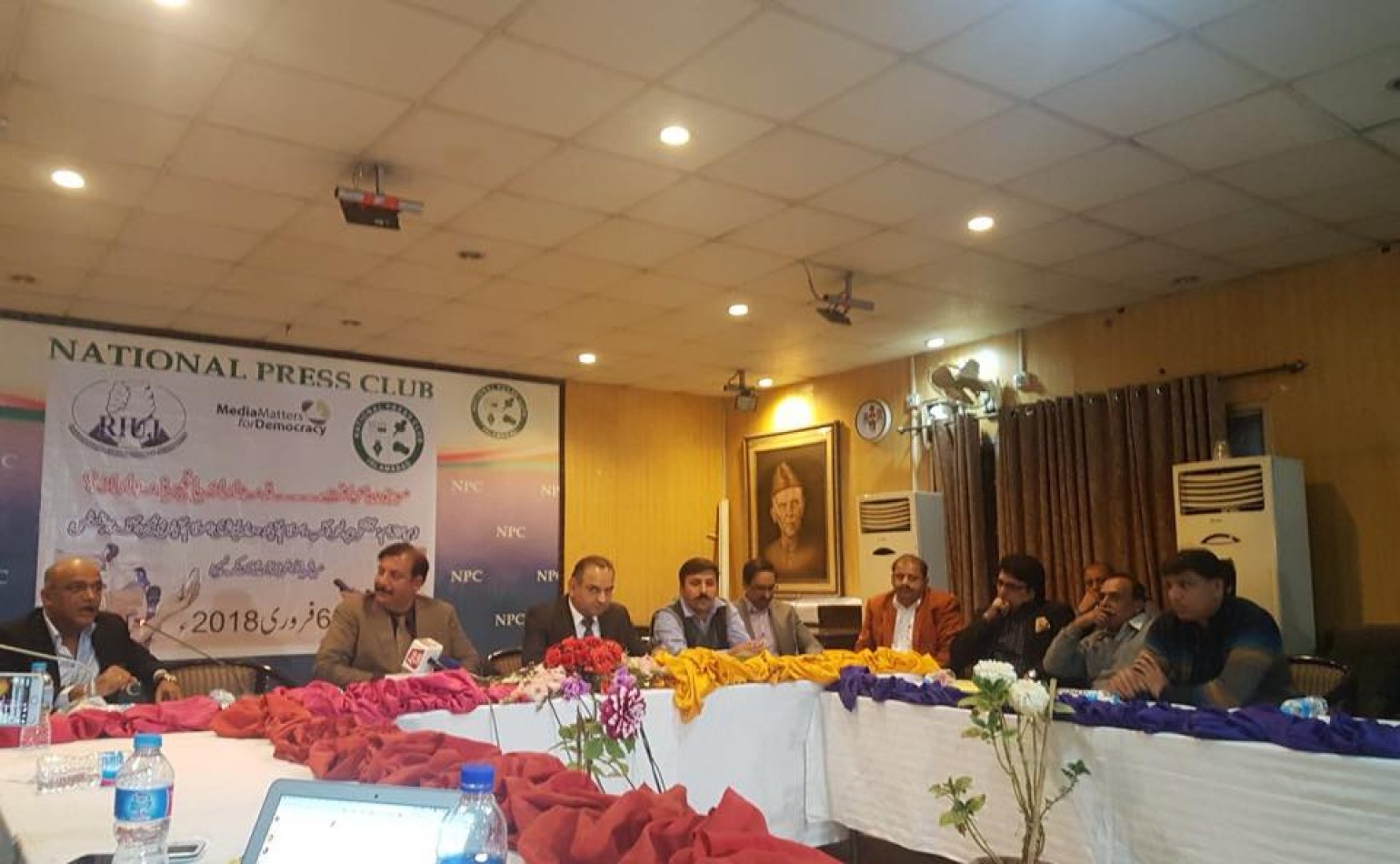 Countering misinformation: Media Matters for Democracy and National Press Club Islamabad host a roundtable with parliamentarians and anchorpersons to brainstorm ways to counter misinformation