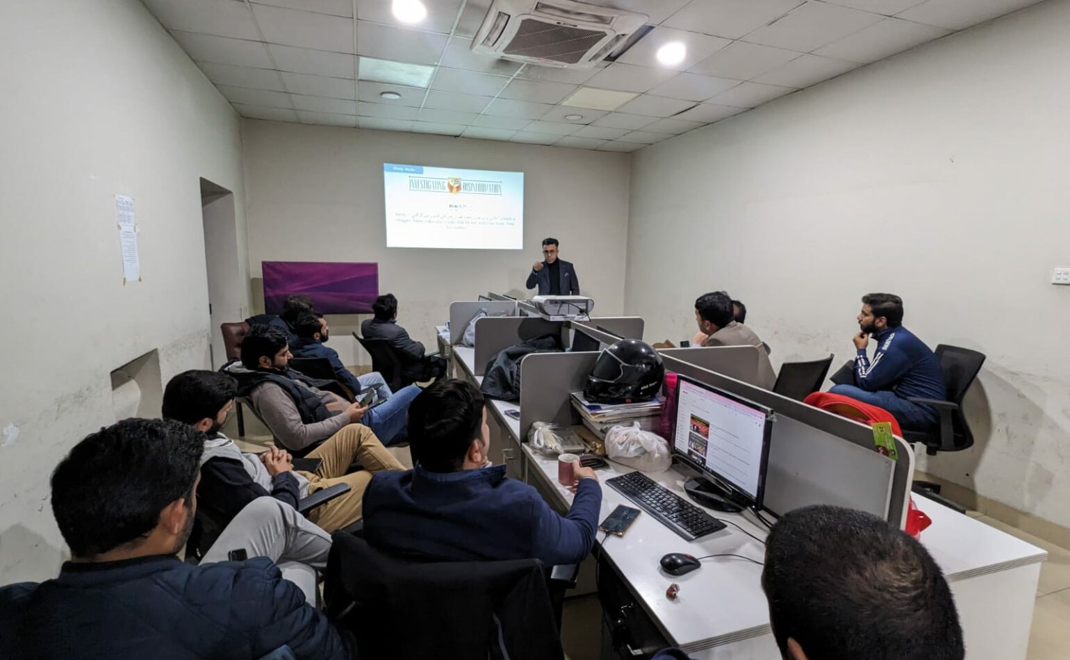 MMfD trains 7 Pakistani newsrooms on Countering Political Disinformation