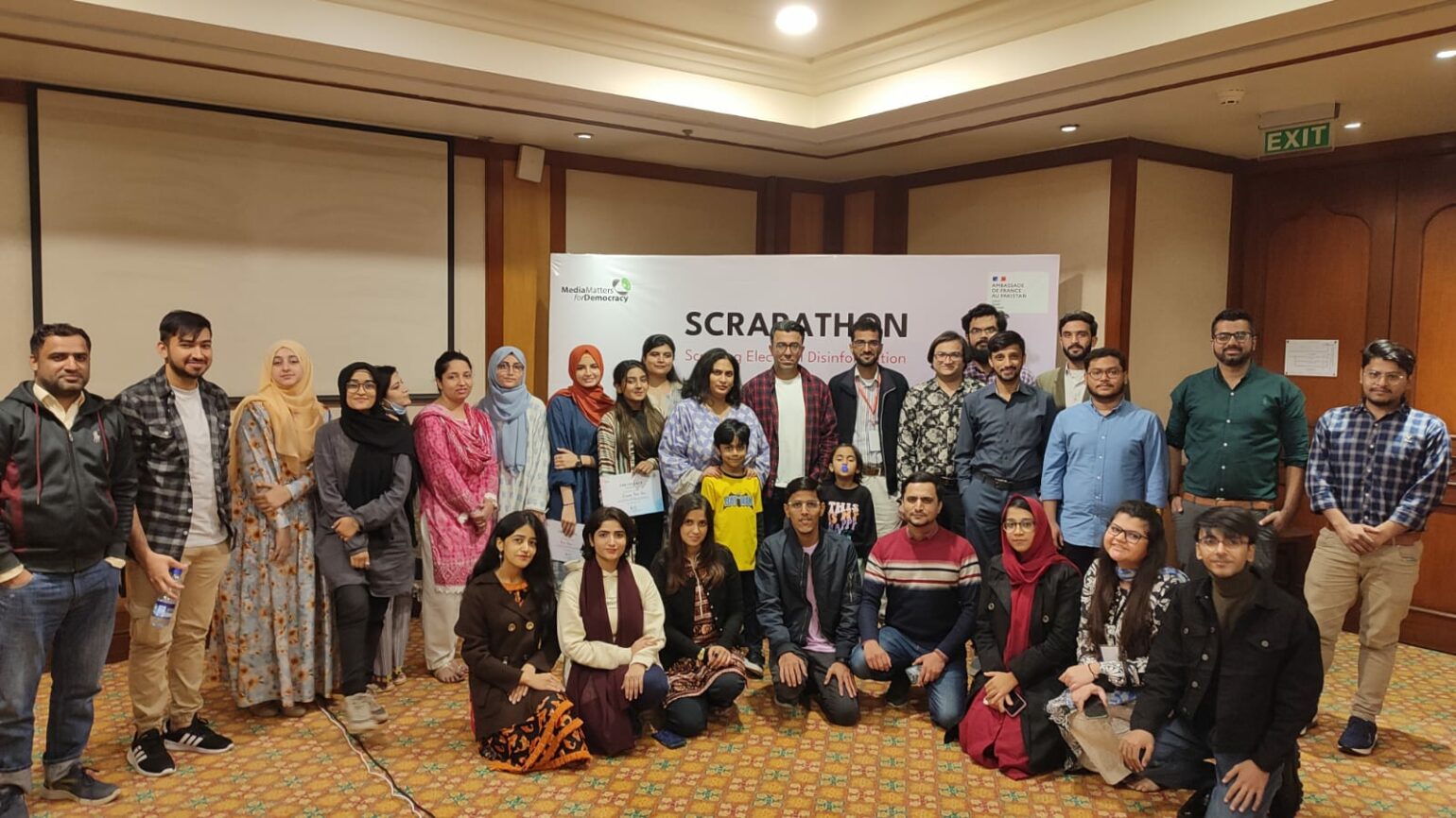 Scrapathon: A step towards a collaborative fact-checking tool for newsrooms